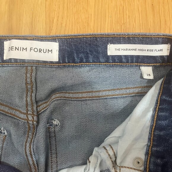 Aritzia Denim Forum The Marianne Flare (Lighter than in first photo) - Like New - Picture 3 of 4